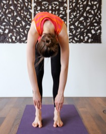 Früherkennung Vorneigetest Rippenbuckel